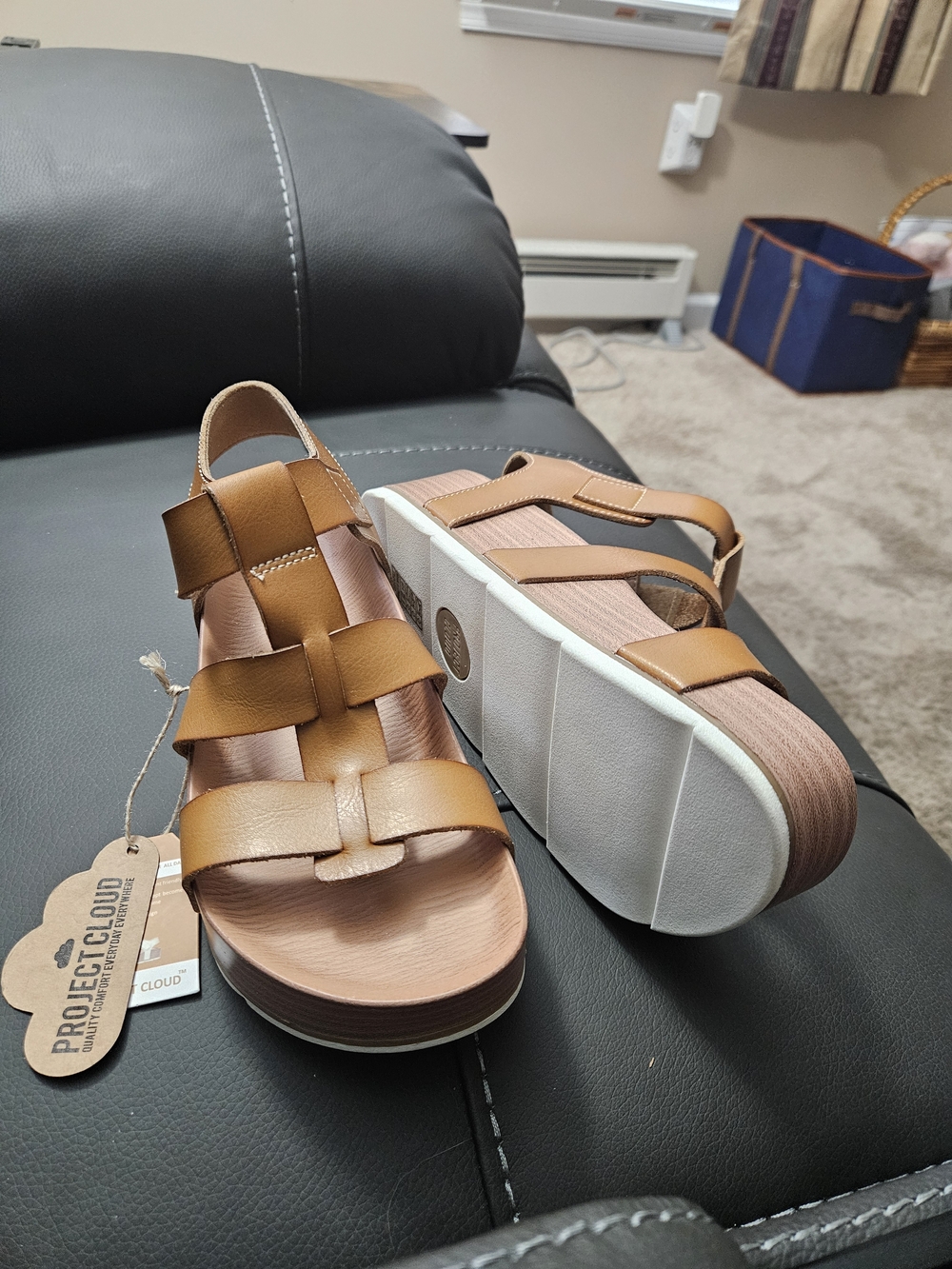 Project Cloud Women's Tan Strappy Platform Sandals - Picture 3 of 4